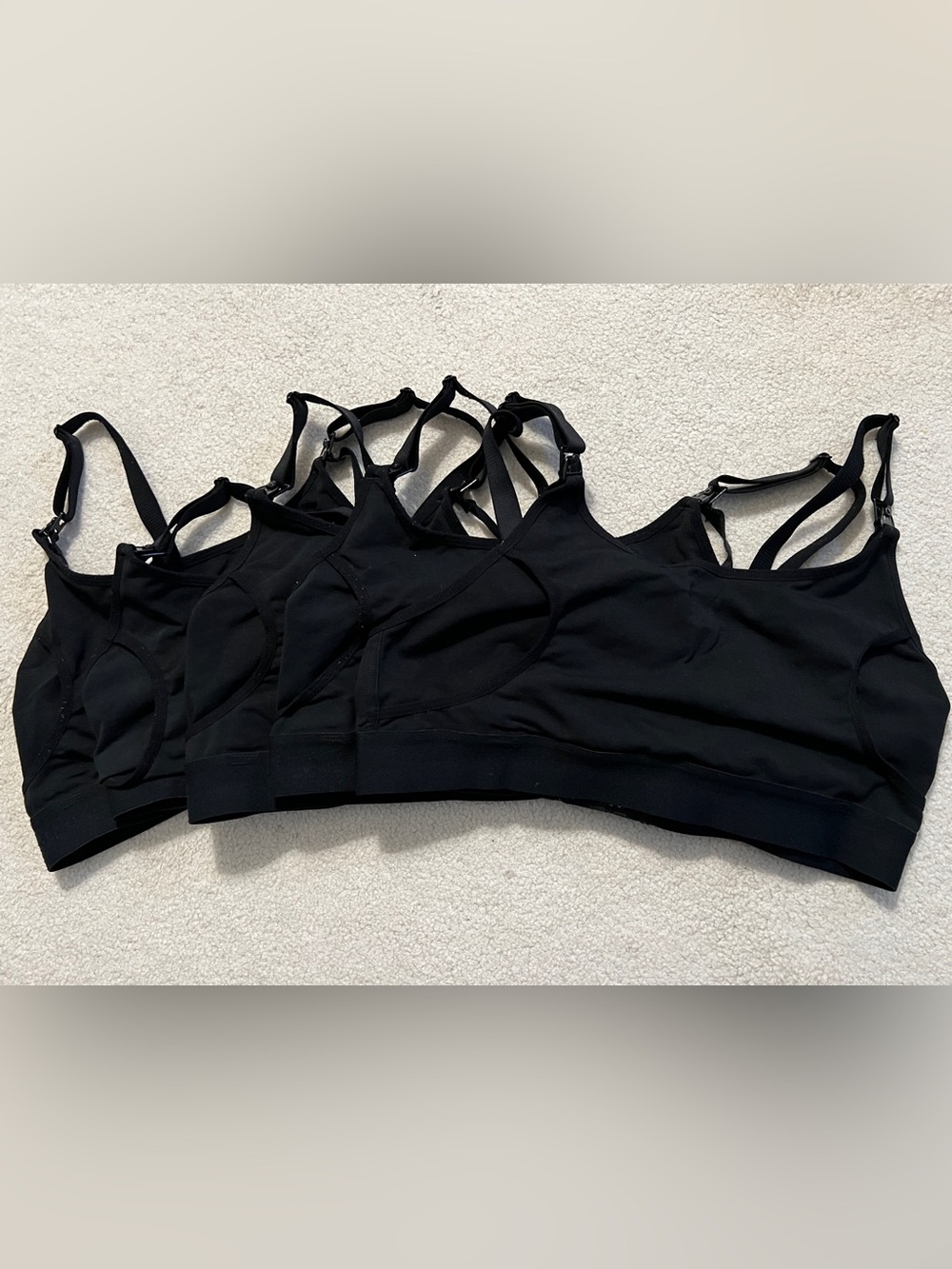 Black Hands free Momcozy pumping and nursing Bra 5 pack size medium